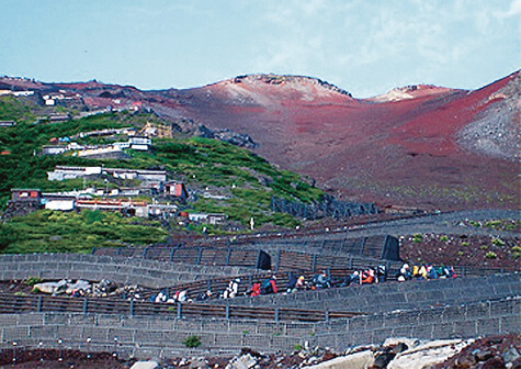 登山開始